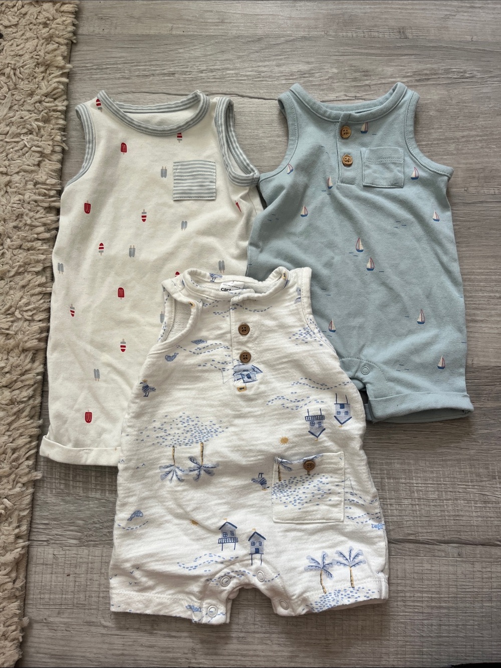 Bundle of baby outfits